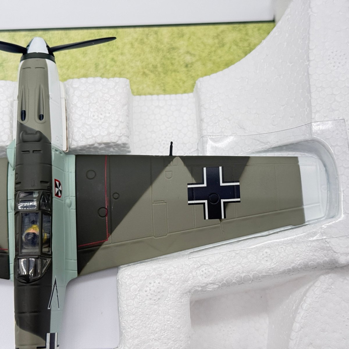 Carousel 1 7103 1:48 Messerschmitt Bf 109E Franz von Werra JG 3 - Carousel 1