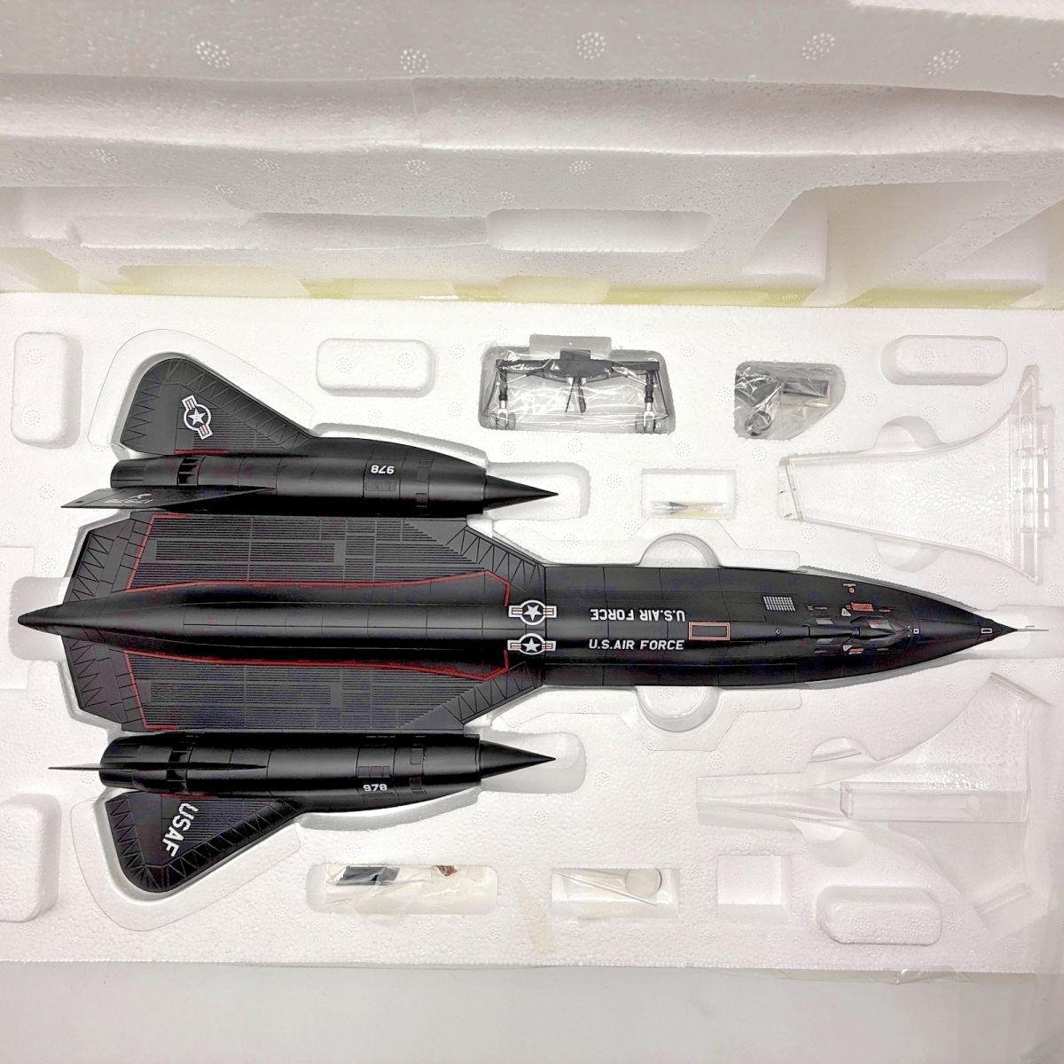 Century Wings 1:72 Lockheed SR71A Blackbird USAF Rapid Rabbit Kadena CW001641 - Century Wings