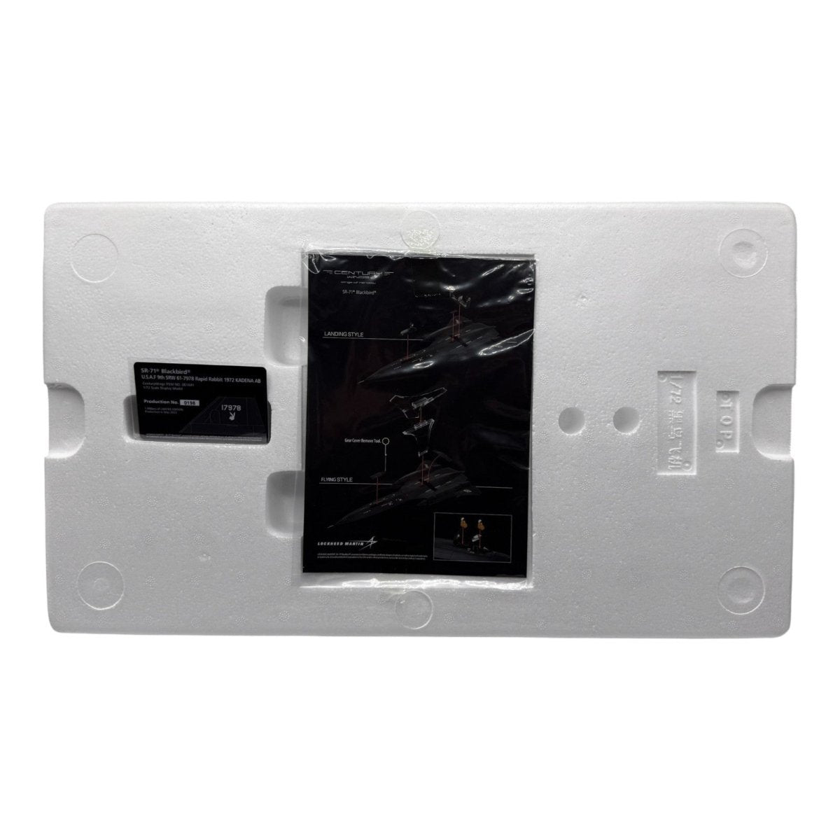 Century Wings 1:72 Lockheed SR71A Blackbird USAF Rapid Rabbit Kadena CW001641 - Century Wings