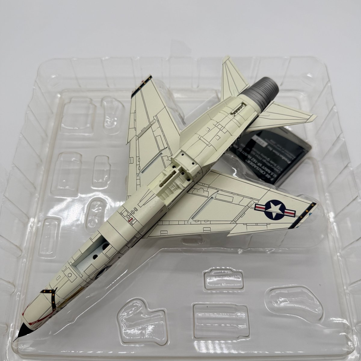 Century Wings 601499 1:72 Vought F - 8E Crusader VF - 162 USS Oriskany 1966 - Century Wings