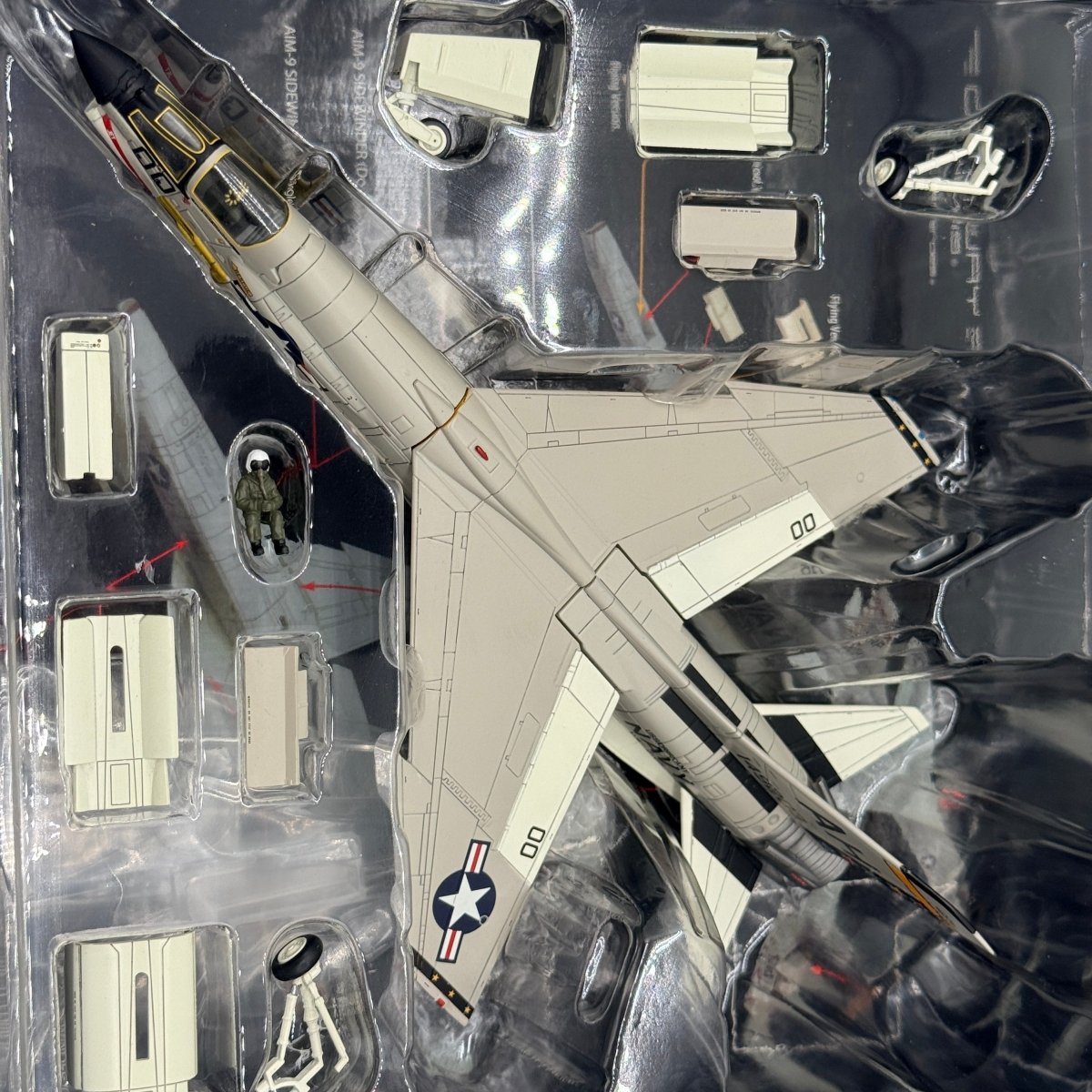 Century Wings 601499 1:72 Vought F - 8E Crusader VF - 162 USS Oriskany 1966 - Century Wings