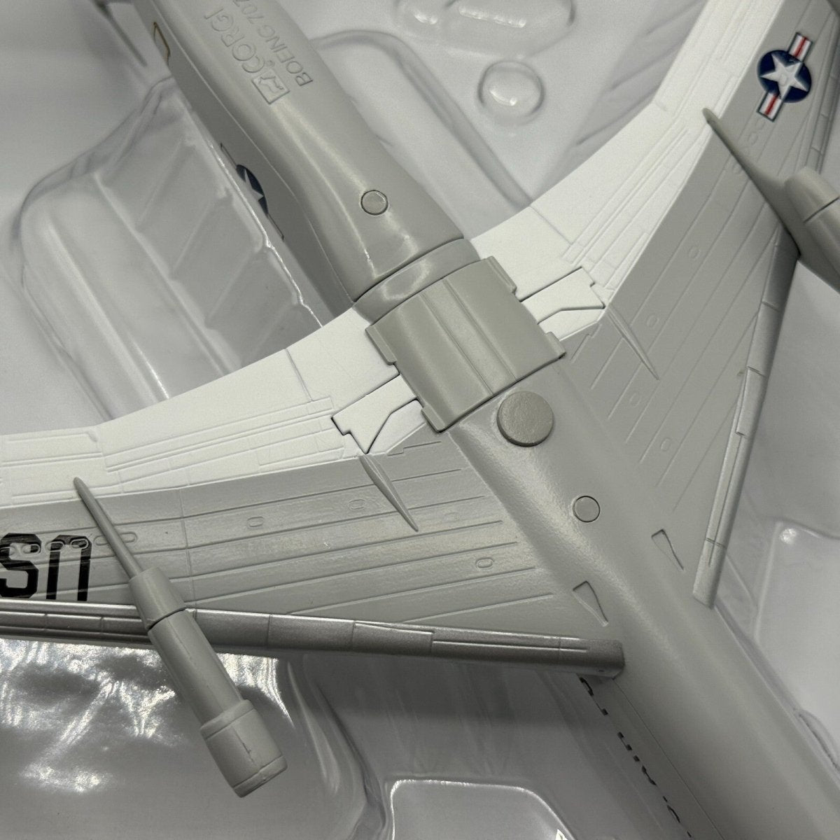 Corgi 1:144 Boeing E - 3B Sentry Diecast Model US Air Force Modern Warfare AA32913 - Corgi