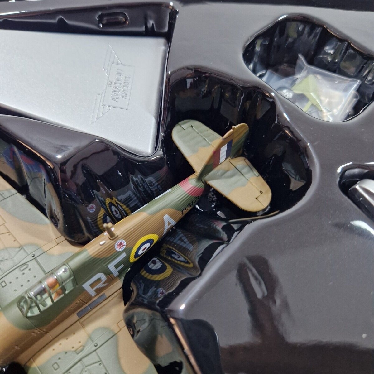 Corgi Aviation Archive 1:72 Hawker Hurricane 303 Polish Squadron September 1940 AA27602 - Corgi