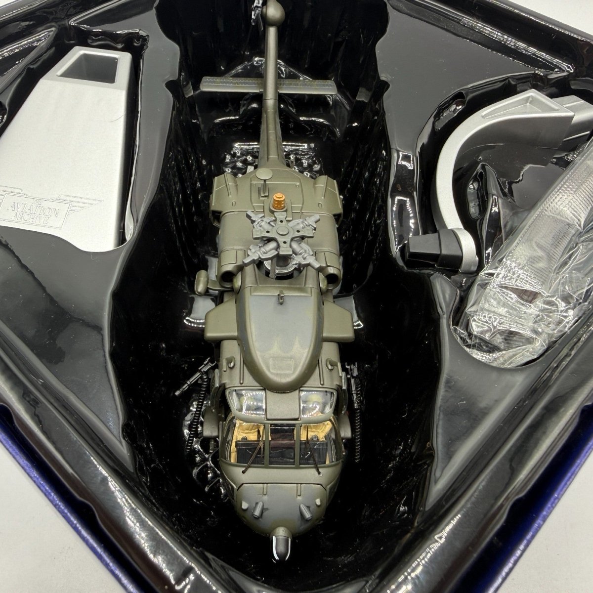 Corgi 1:72 Sikorsky MH - 60L Super - Six One, Operation Gothic Serpent AA35908A - Corgi