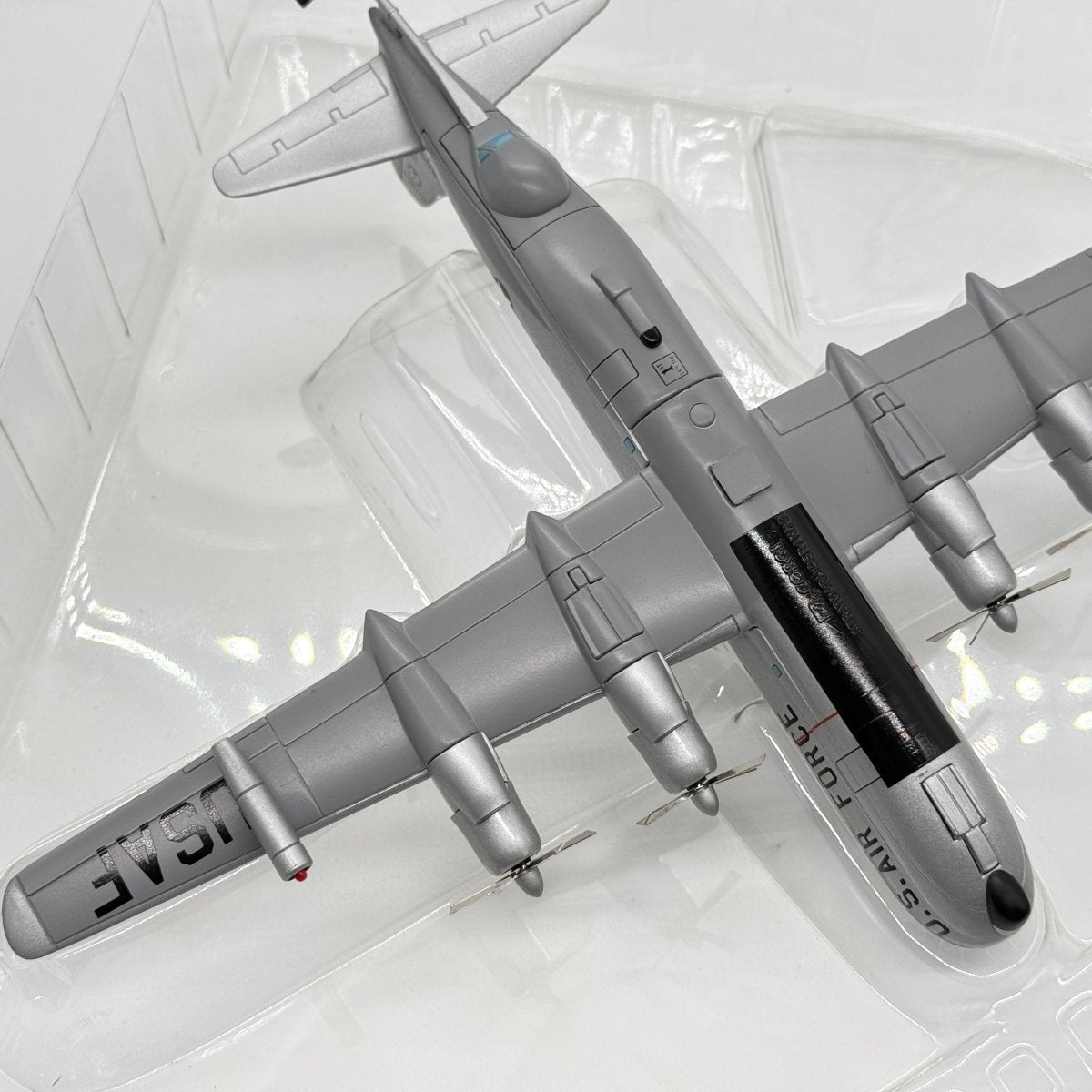 Corgi 48102 1:144 Boeing KC-97L Stratotanker Illinois ANG 0-20900 City of Chicago - Corgi