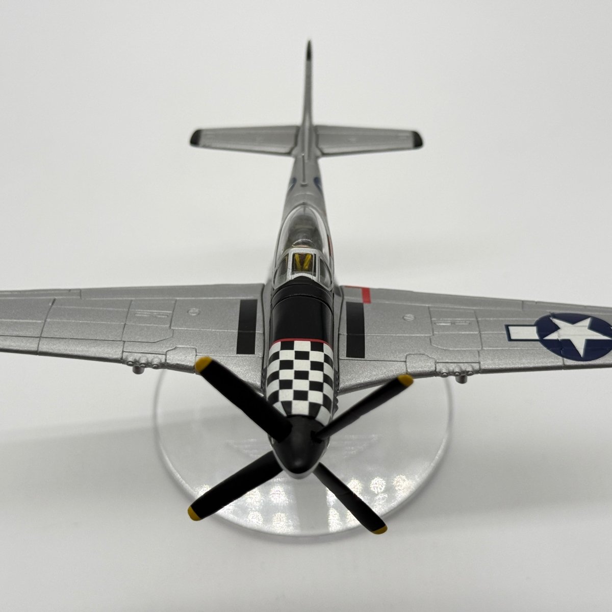 Corgi 49301 1:72 North American P-51D Mustang USAAF 84th FS WZ-I Big Beautiful Doll John Landers RAF Duxford 1945 - Corgi