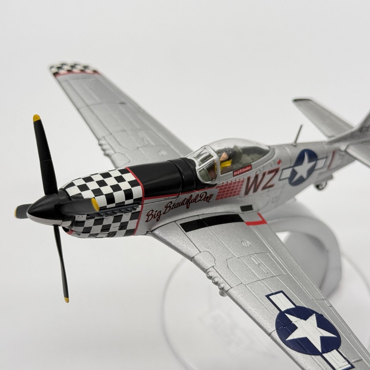 Corgi 49301 1:72 North American P-51D Mustang USAAF 84th FS WZ-I Big Beautiful Doll John Landers RAF Duxford 1945 - Corgi