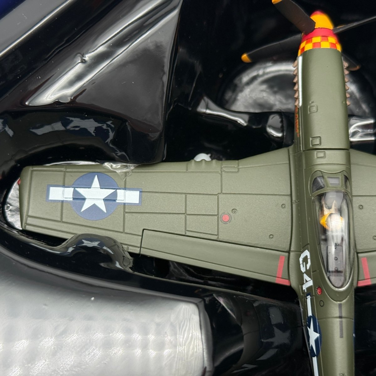Corgi AA27701 1:72 P - 51D Mustang USAAF 357th FG Butch Baby Leiston 1945 - Corgi