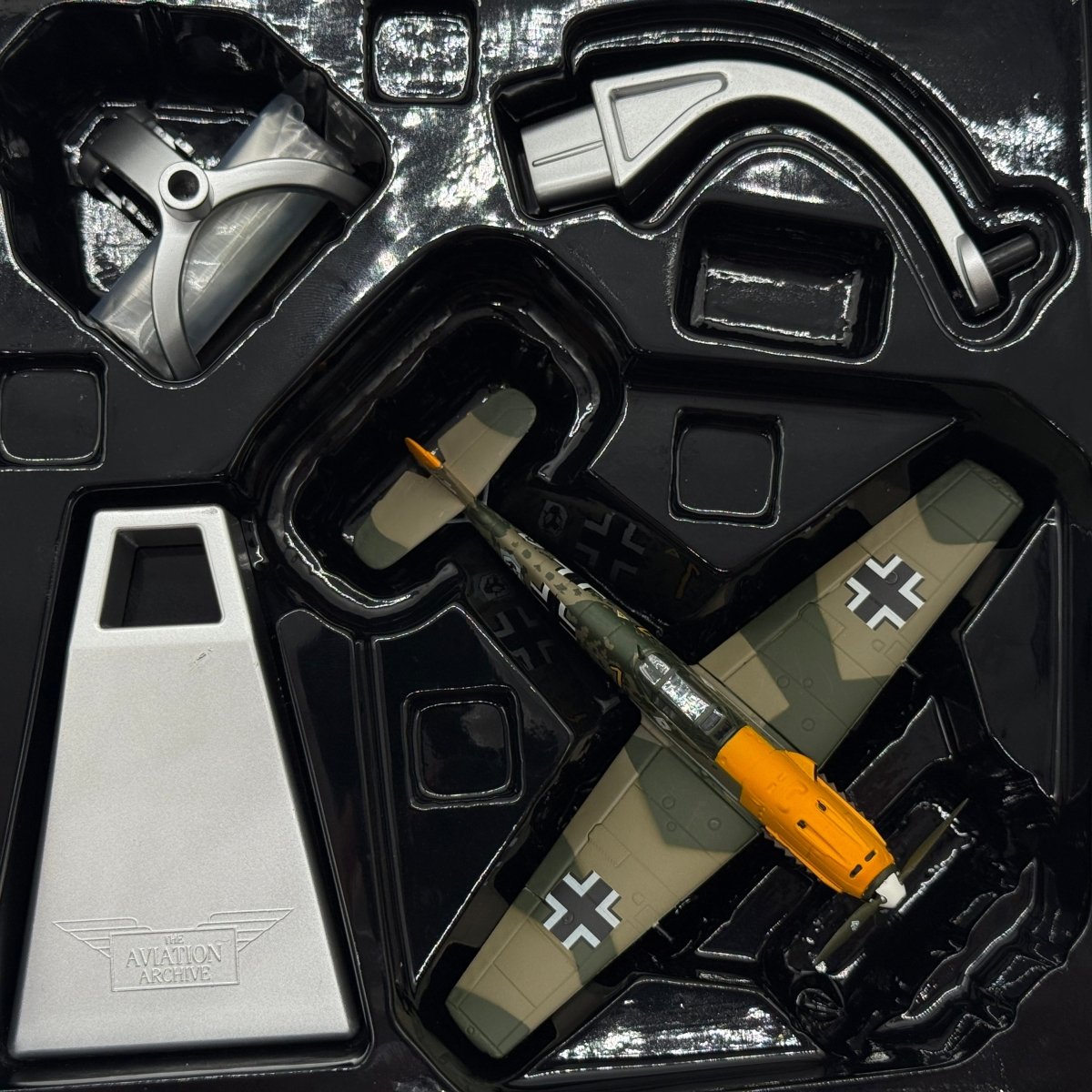 Corgi AA28001 1:72 Messerschmitt Bf 109E Luftwaffe 6./JG 51 Yellow 1 Josef Priller France 1940 - Corgi