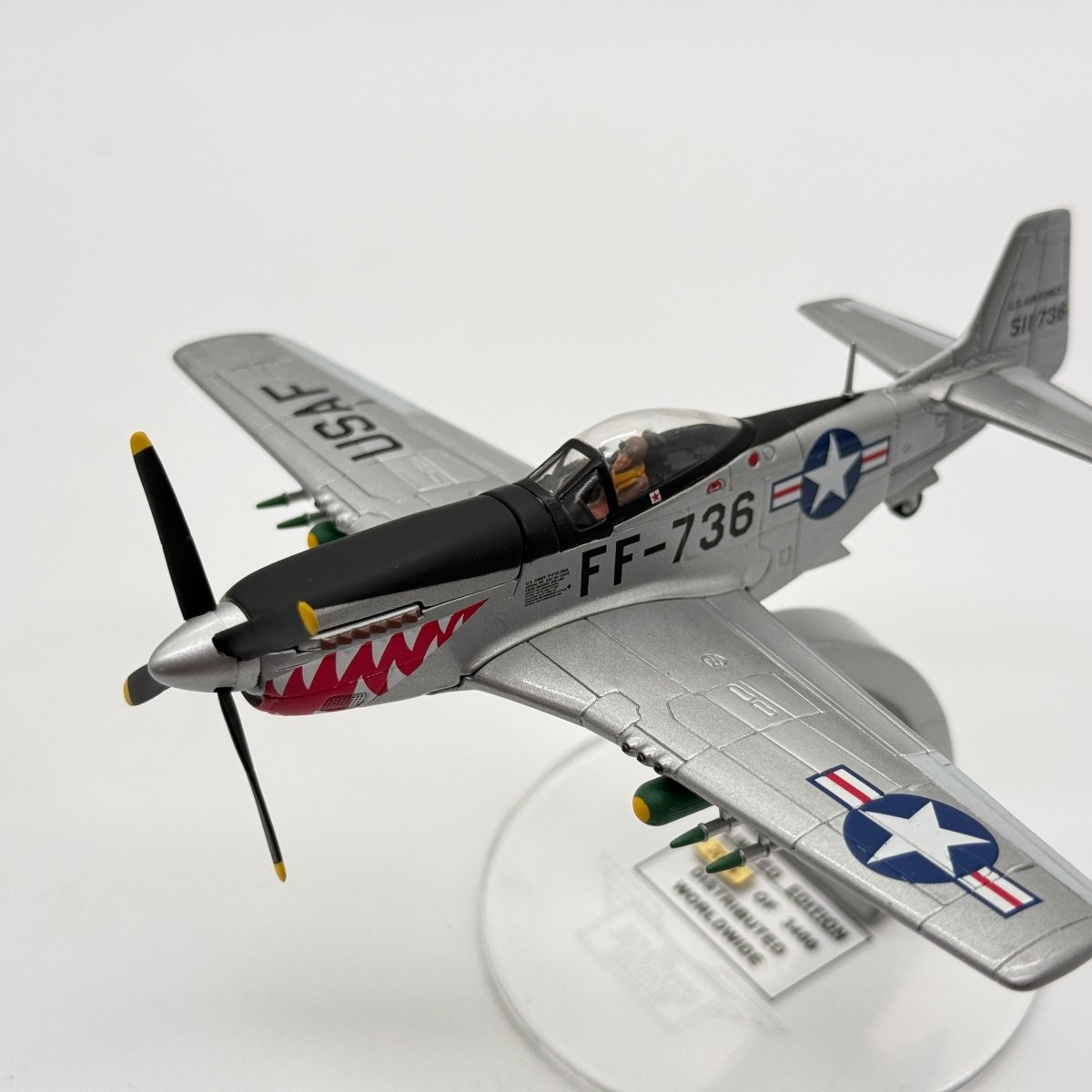 Corgi AA32209 1:72 North American F-51D Mustang USAF 18th FBG 12th FBS James Glessner Korea 1950 - Corgi