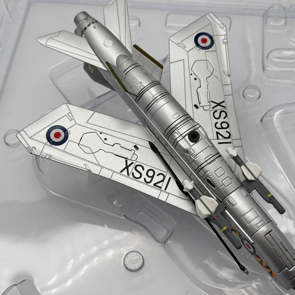 Corgi AA32312 1:72 English Electric Lightning F.6 XS921 74 Sqn RAF Tengah Singapore 1969 - Corgi