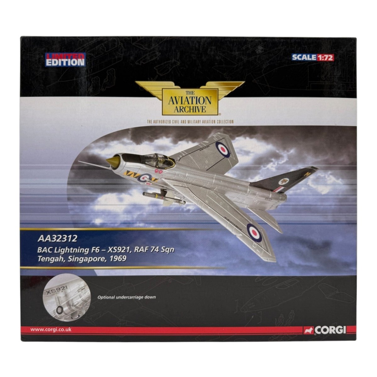 Corgi AA32312 1:72 English Electric Lightning F.6 XS921 74 Sqn RAF Tengah Singapore 1969 - Corgi