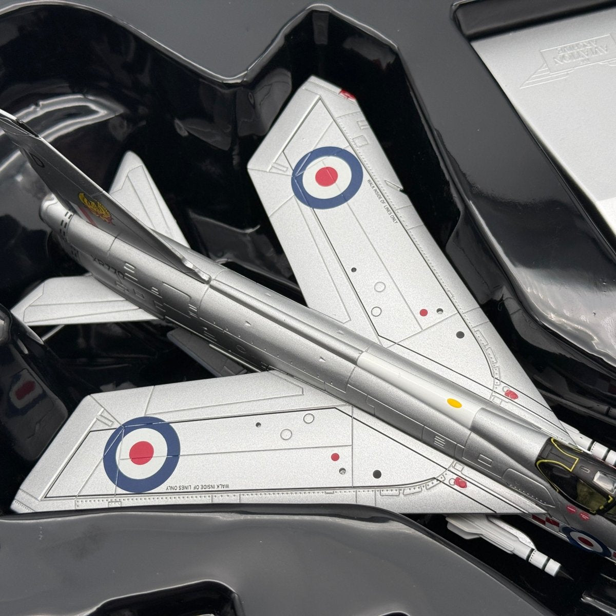 Corgi AA32315 1:72 English Electric Lightning F.Mk 6 RAF No.56 Sqn XP770 1975 - Corgi