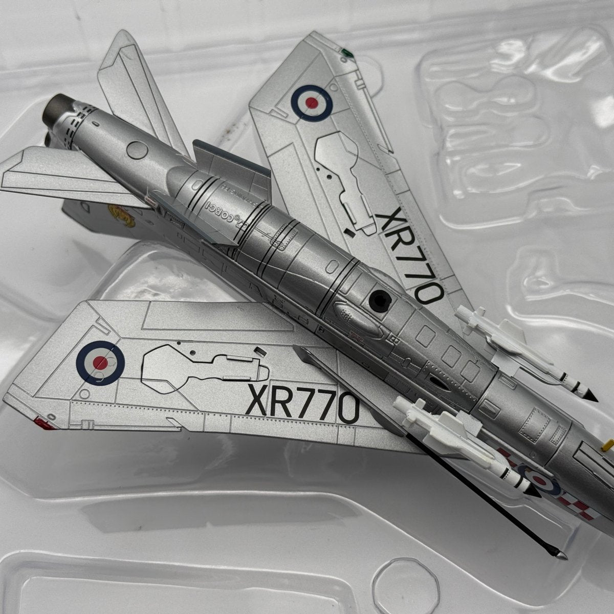 Corgi AA32315 1:72 English Electric Lightning F.Mk 6 RAF No.56 Sqn XP770 1975 - Corgi
