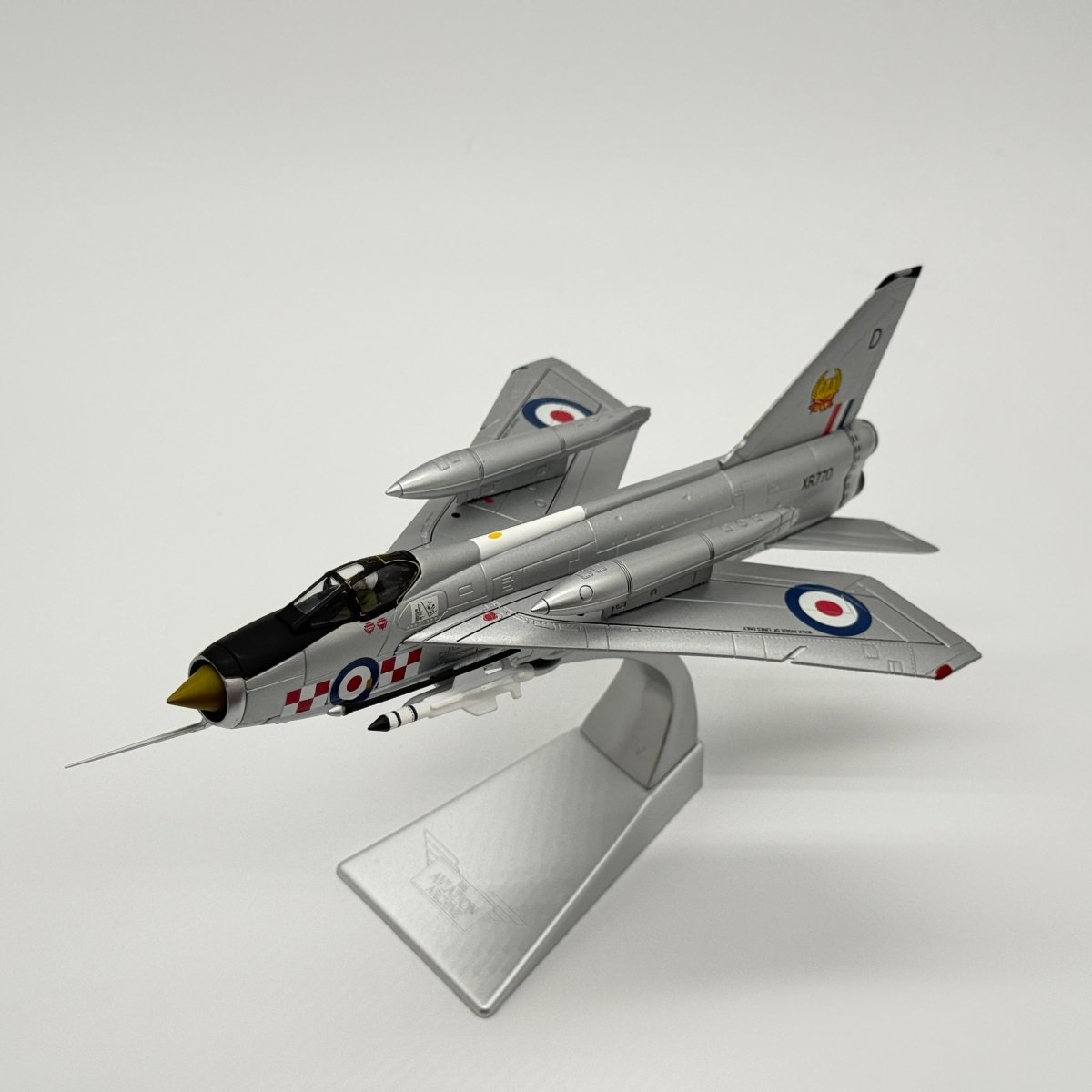 Corgi AA32315 1:72 English Electric Lightning F.Mk 6 RAF No.56 Sqn XP770 1975 - Corgi