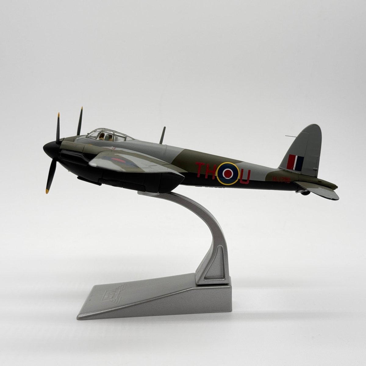 Corgi AA32821 1:72 De Havilland Mosquito FB.Mk VI RCAF No.418 Sqn Moonbeam McSwine - Corgi