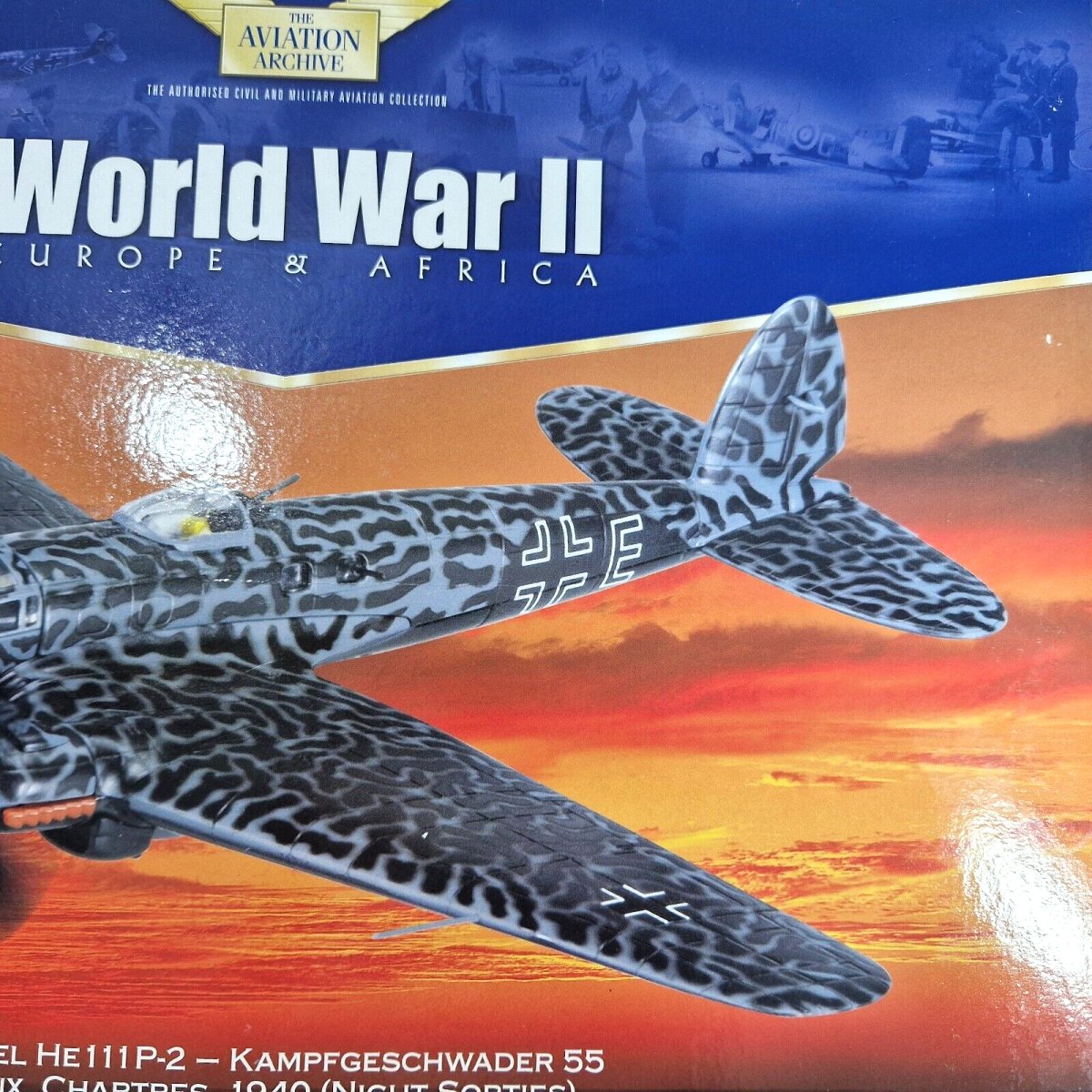 Corgi Aviation Archive 1:72 Heinkel 111 P - 2 Kampfgeschwader 55 Dreux 1940 (Night Sorties) AA33703 - Corgi