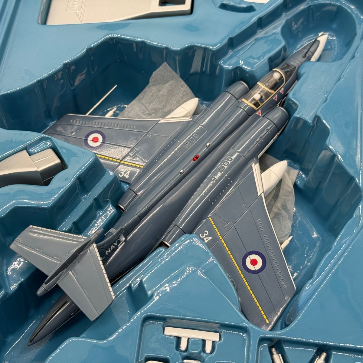 Corgi AA34103 1:72 Blackburn Buccaneer S.Mk 2 Royal Navy No.801 NAS XN981 HMS Victorious 1965 - Corgi