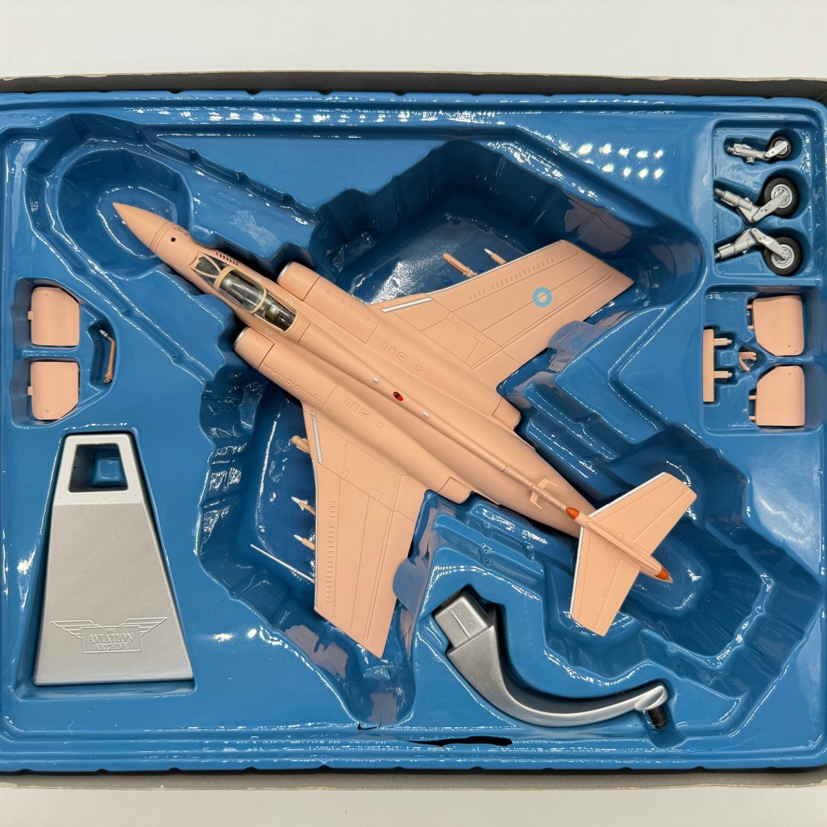 Corgi AA34104 1:72 Blackburn Buccaneer S.Mk 2B RAF No.12 Sqn XX885 RAF Muharraq Gulf War 1991 - Corgi