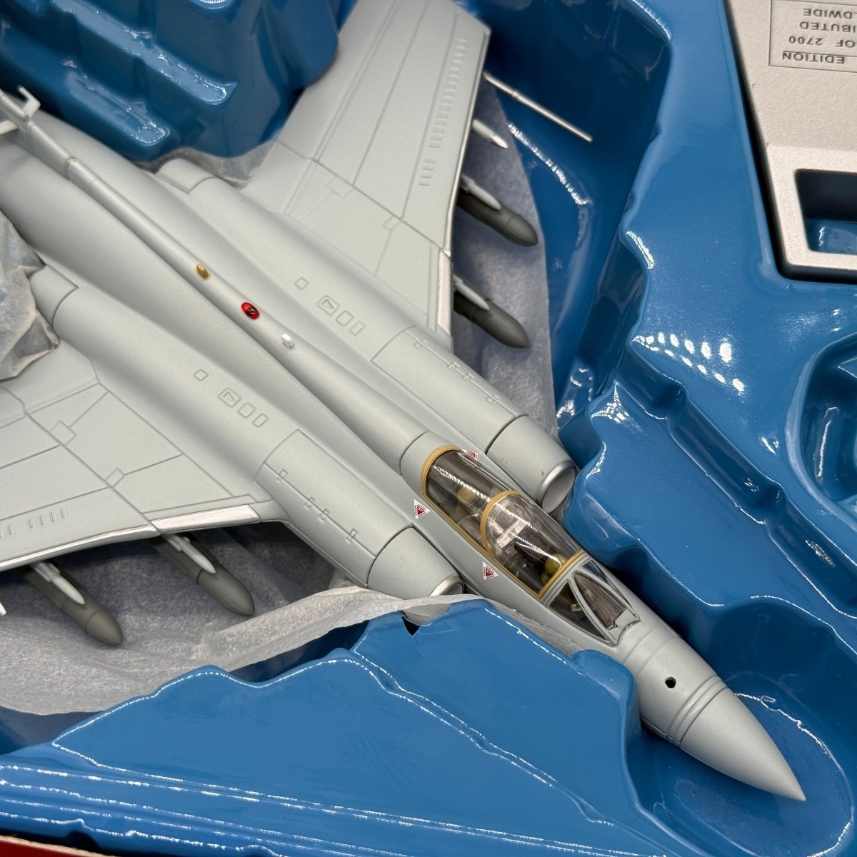 Corgi AA34105 1:72 Blackburn Buccaneer S.Mk 2B RAF No.208 Sqn XX895 RAF Lossiemouth 1993 - Corgi