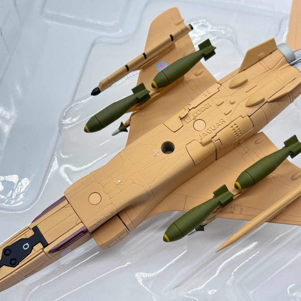 Corgi AA35402 1:72 SEPECAT Jaguar GR.Mk 1 RAF No.54 Sqn XZ364 Sandman Muharraq Gulf War 1991 - Corgi