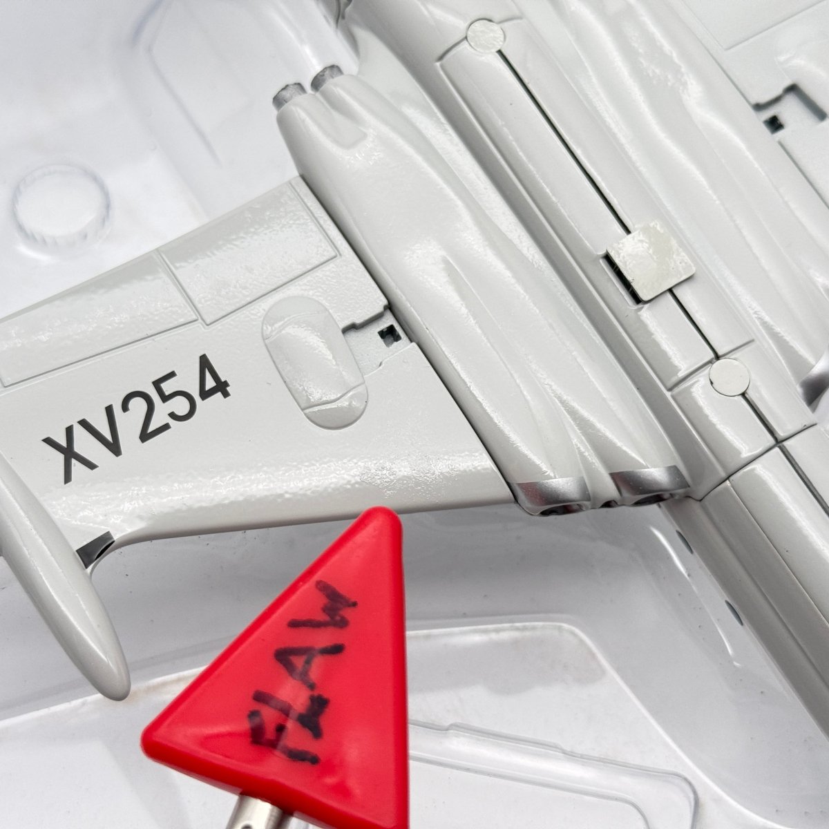 Corgi AA35602 1:144 Hawker Siddeley Nimrod MR.1 XV254 RAF Kinloss Scotland 1977 - Corgi