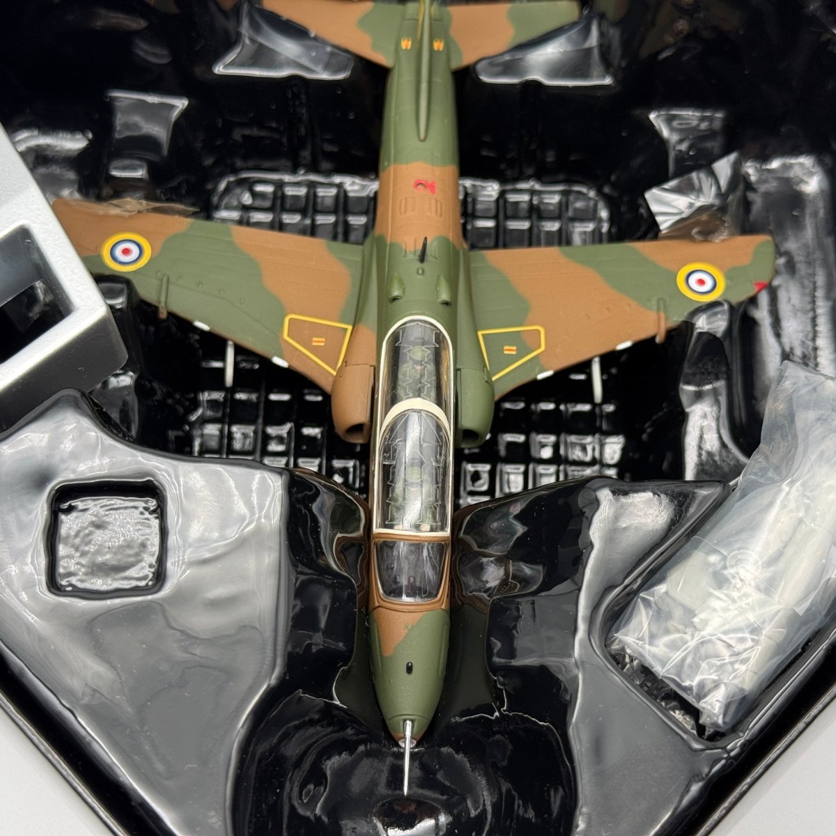 Corgi AA36009 1:72 BAe Hawk T.Mk 1A RAF No.19 Sqn XX184 Spitfire Livery - Corgi