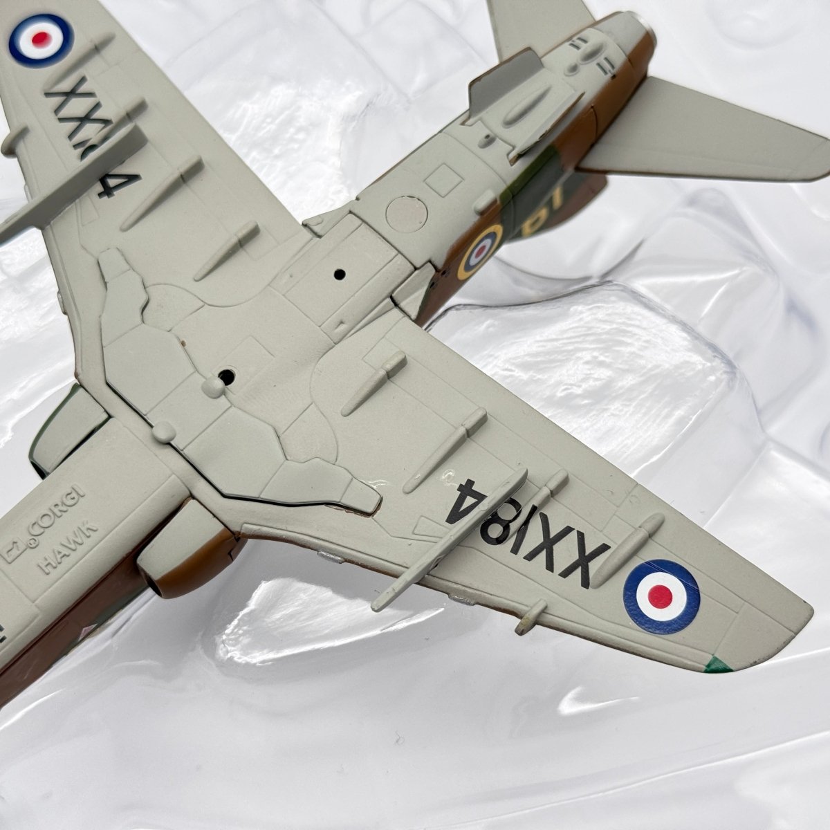 Corgi AA36009 1:72 BAe Hawk T.Mk 1A RAF No.19 Sqn XX184 Spitfire Livery - Corgi