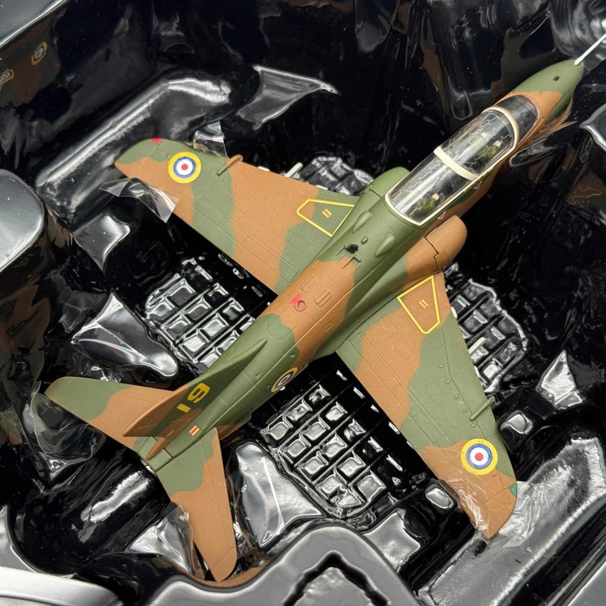 Corgi AA36009 1:72 BAe Hawk T.Mk 1A RAF No.19 Sqn XX184 Spitfire Livery - Corgi
