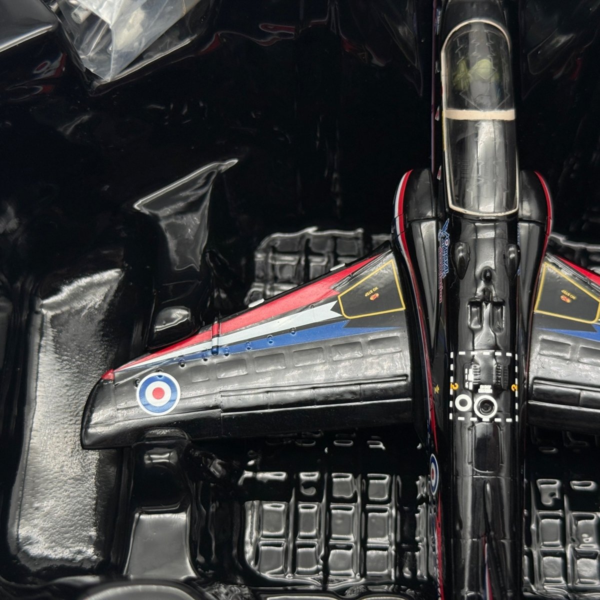 Corgi AA36010 1:72 BAe Hawk T.Mk 1 RAF No.4 FTS Jules Fleming 2011 Display - Corgi