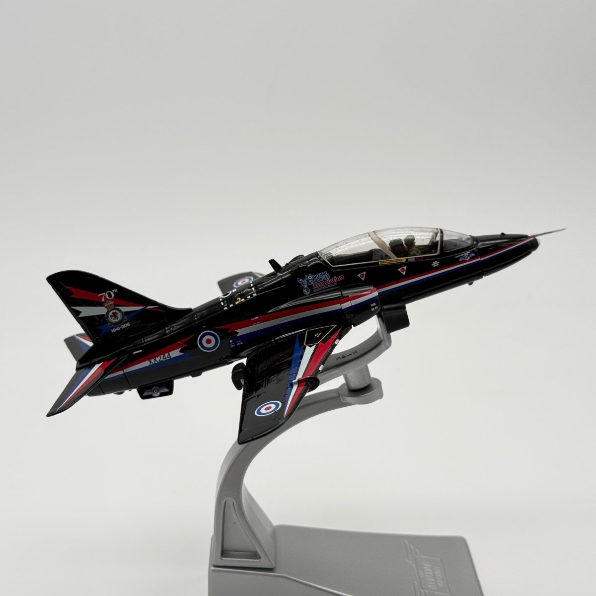 Corgi AA36010 1:72 BAe Hawk T.Mk 1 RAF No.4 FTS Jules Fleming 2011 Display - Corgi