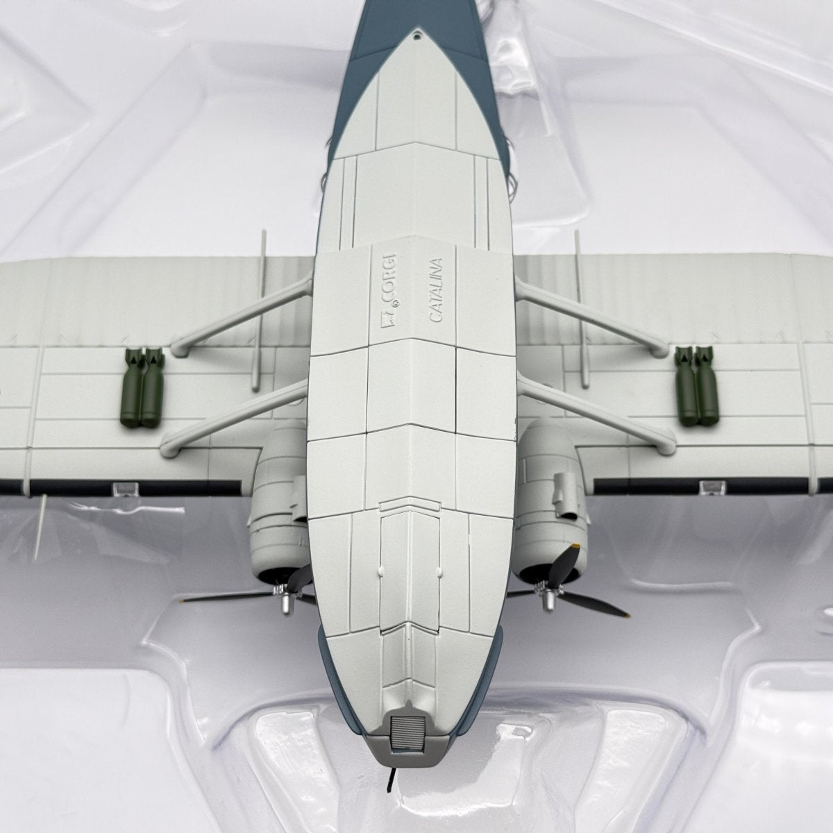Corgi AA36112 1:72 PBY-5 Catalina 14-P-5 VP-14 US Navy Pearl Harbor 1941-42 - Corgi