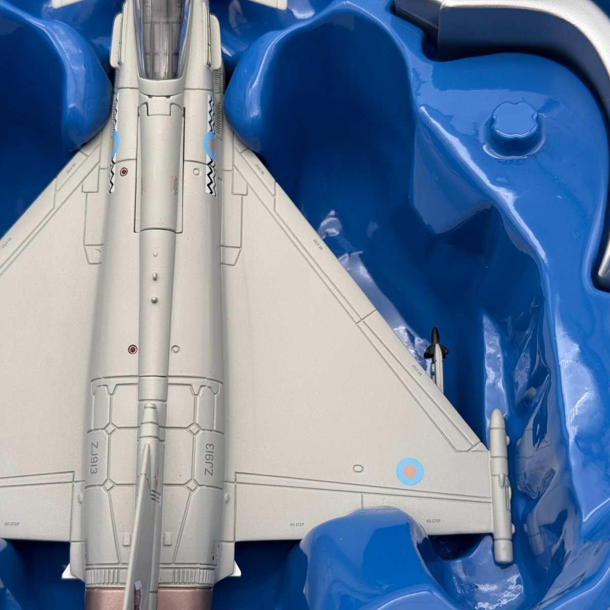 Corgi AA36401 1:72 Eurofighter Typhoon F.2 No. 17(R) Squadron RAF Coningsby 2006 - Corgi