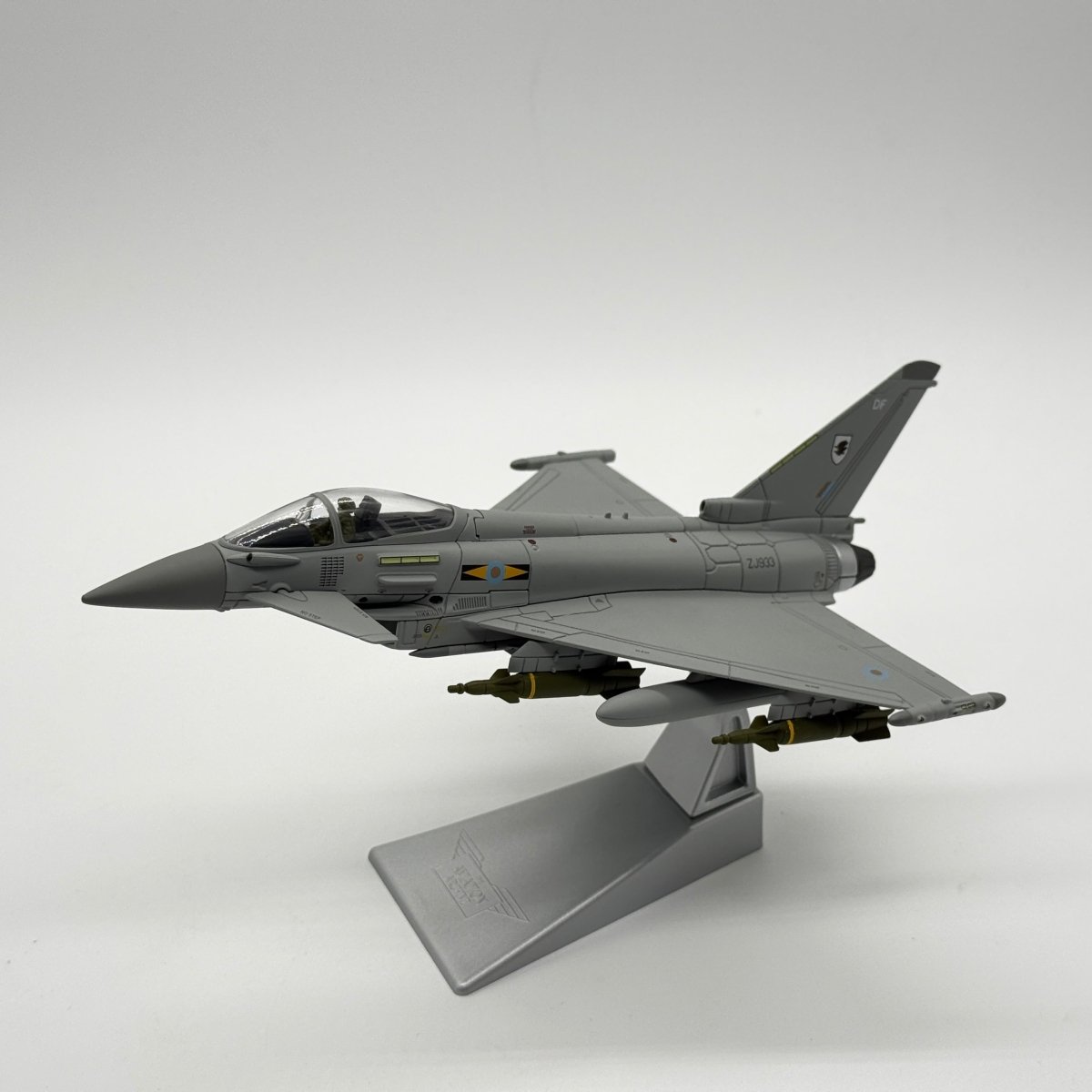 Corgi AA36406 1:72 Eurofighter Typhoon F.Mk 2 RAF No.11 Sqn Libya 2011 - Corgi