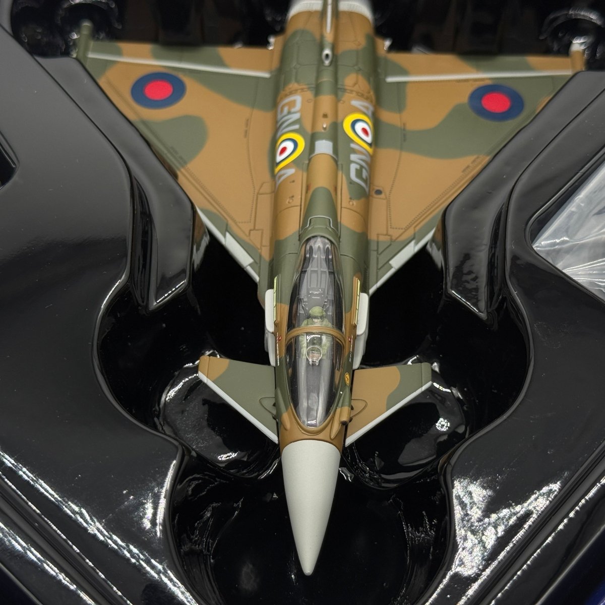 Corgi AA36407 1:72 Eurofighter Typhoon F.Mk 2 RAF No.29(R) Sqn Battle of Britain 2015 - Corgi