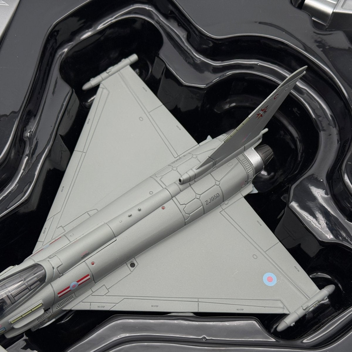 Corgi AA36408 1:72 Eurofighter Typhoon FGR.4 ZJ950 Charity Falklands 1435 Flight - Corgi