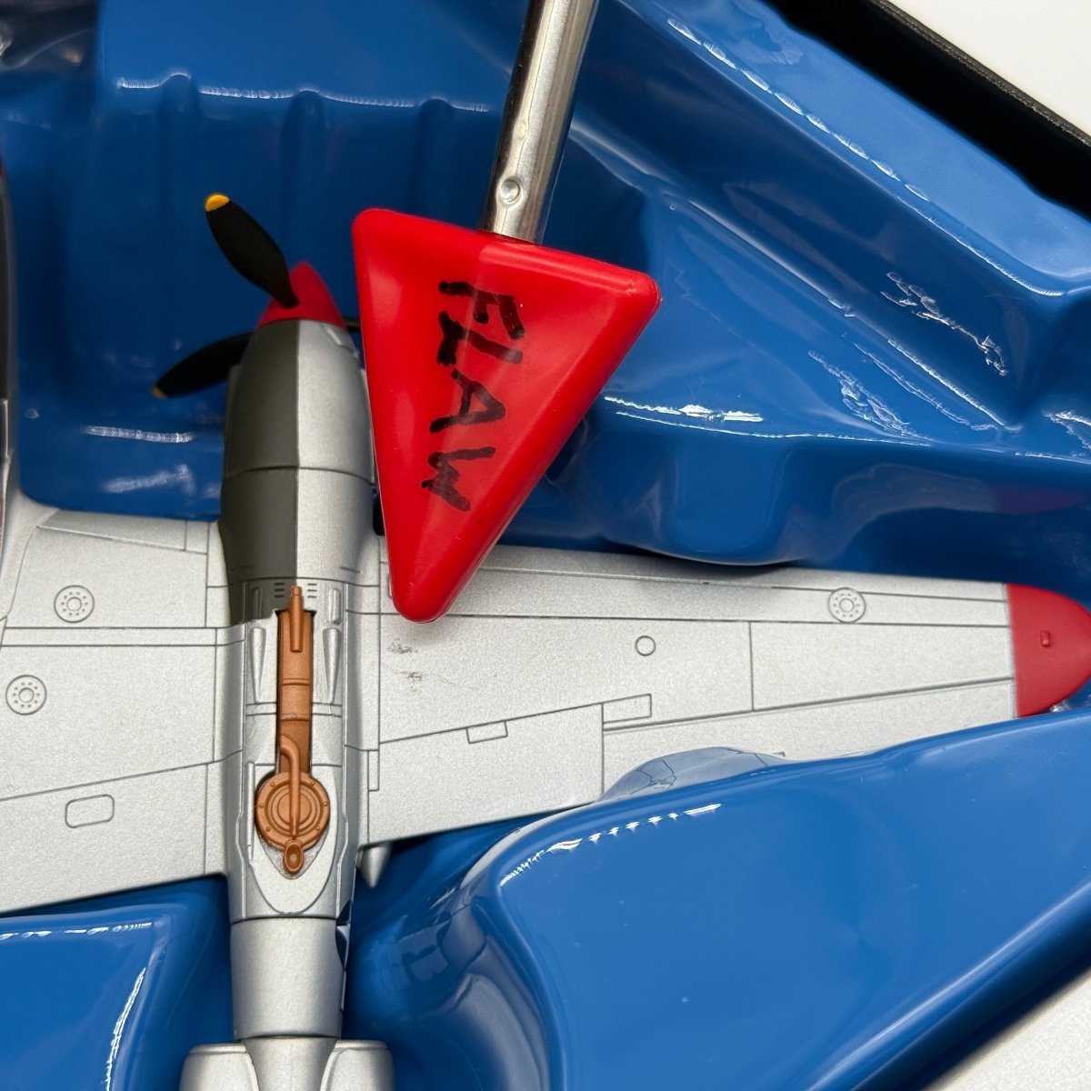 Corgi AA36601 1:72 Lockheed P-38J Lightning USAAF 49th FG 9th FS 42-103993 Marge Richard Bong New Guinea 1942 - Corgi