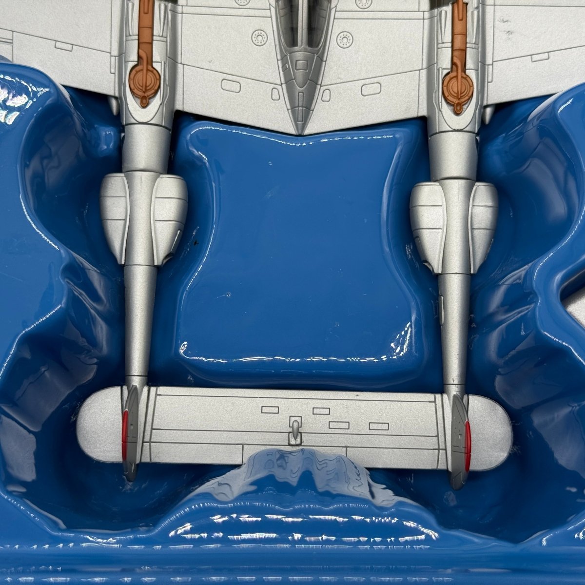 Corgi AA36601 1:72 Lockheed P-38J Lightning USAAF 49th FG 9th FS 42-103993 Marge Richard Bong New Guinea 1942 - Corgi