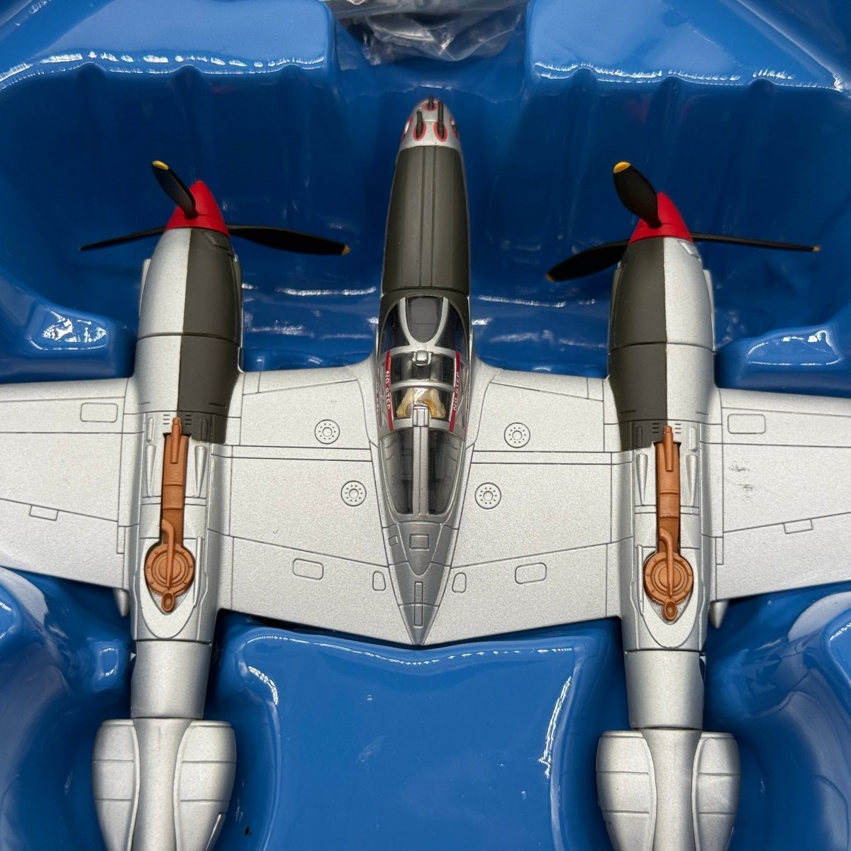 Corgi AA36601 1:72 Lockheed P-38J Lightning USAAF 49th FG 9th FS 42-103993 Marge Richard Bong New Guinea 1942 - Corgi