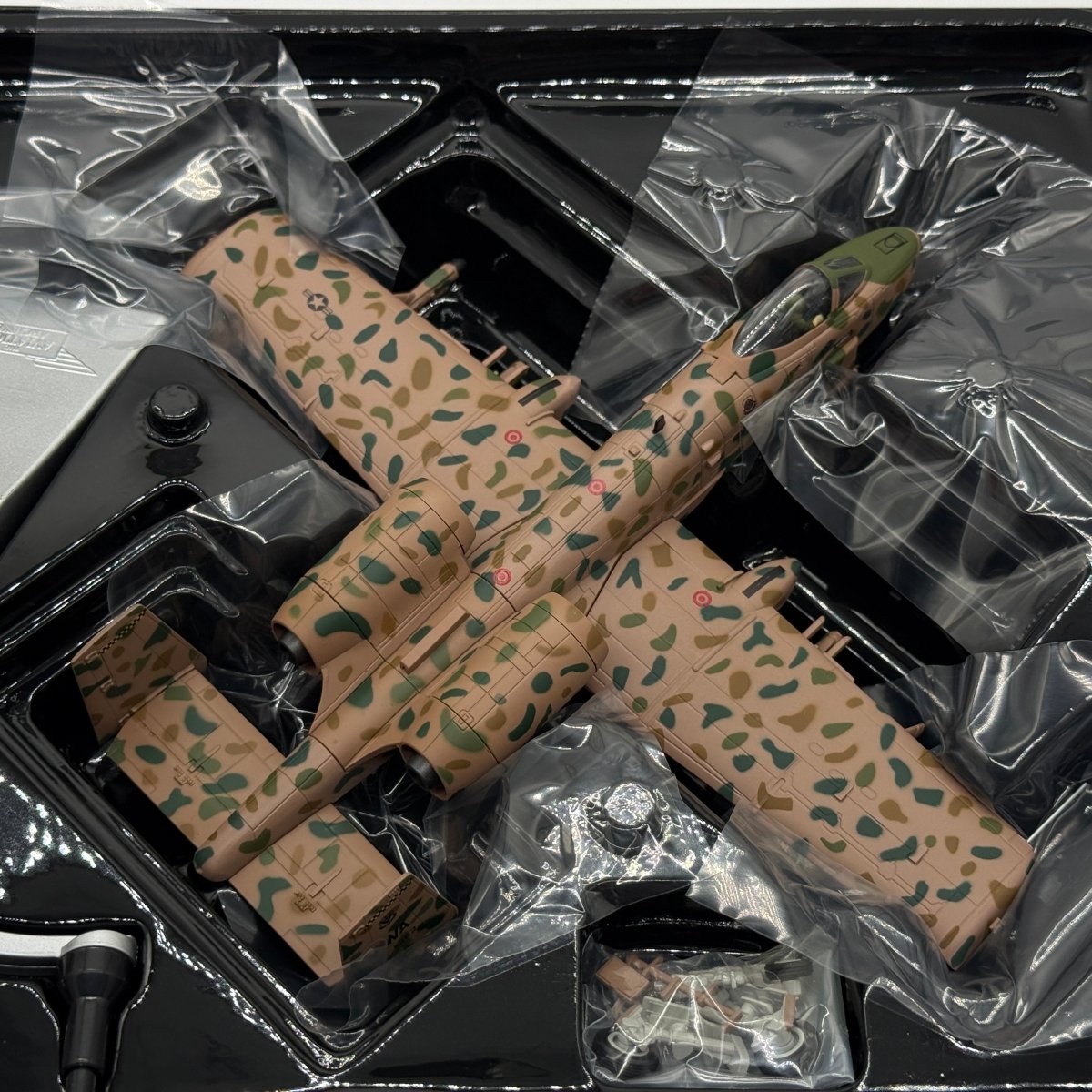 Corgi AA38005 1:72 Fairchild A-10A Thunderbolt II USAF 57th TTW Nellis AFB JAWS 1977 - Corgi