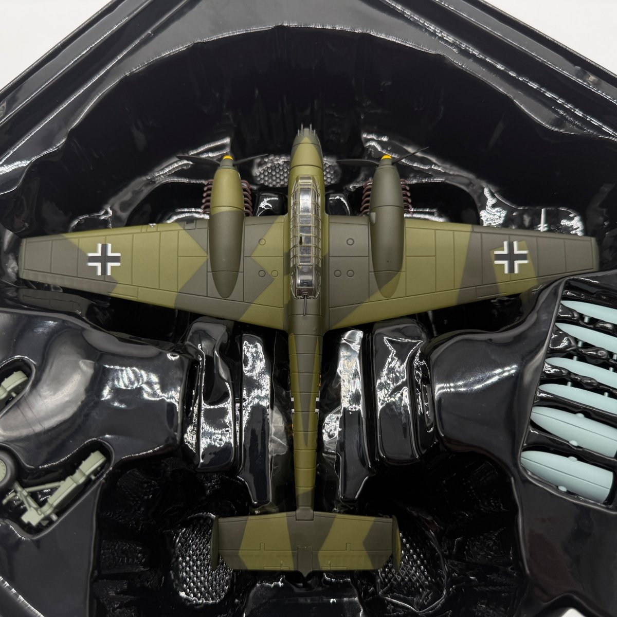 Corgi AA38501 1:72 Messerschmitt Bf 110C Luftwaffe ZG 76 Hans-Joachim Jabs 1940 - Corgi