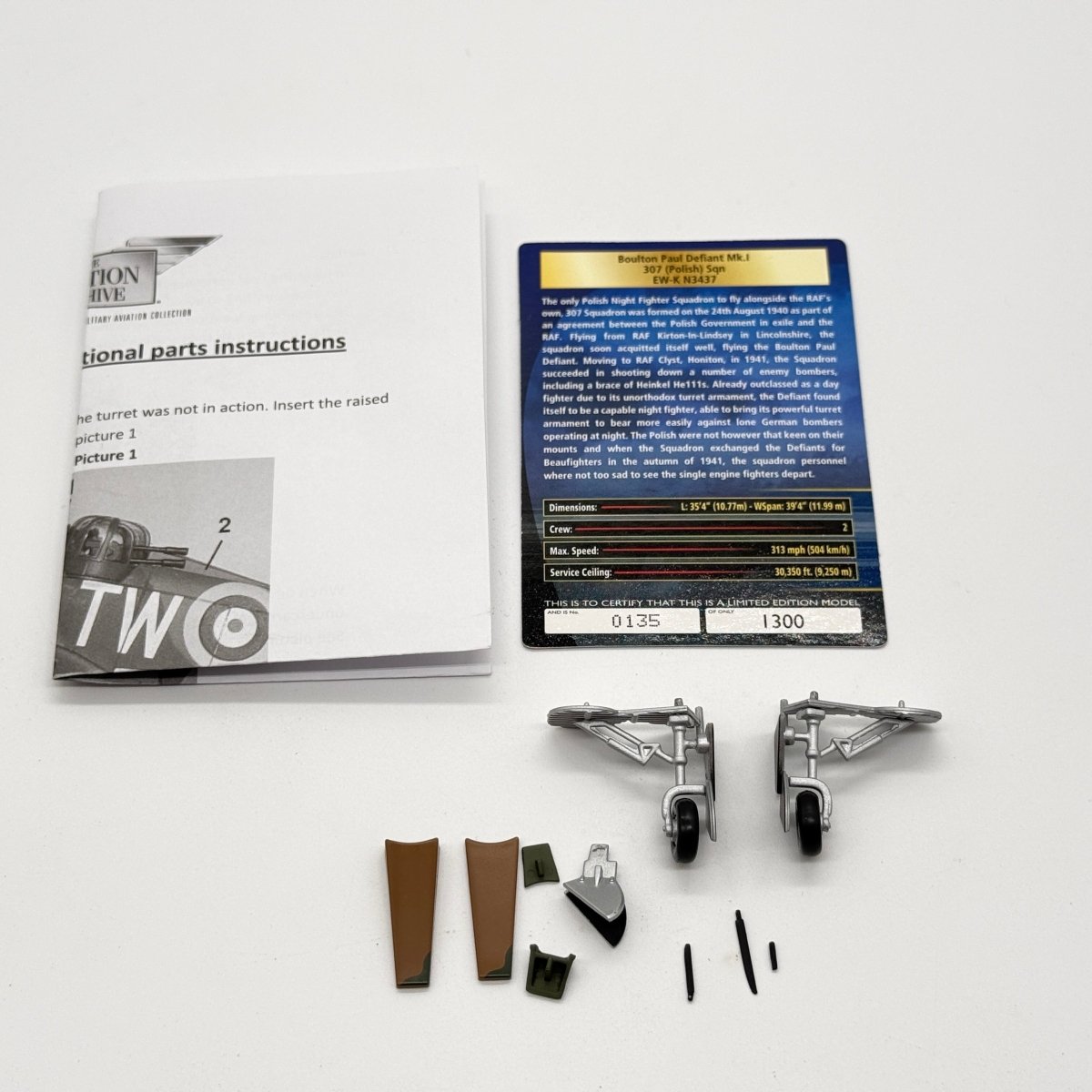 Corgi AA39303 1:72 Boulton Paul Defiant Mk I RAF No.307 Polish Sqn N3437 Kirton-in-Lindsey 1940 - Corgi