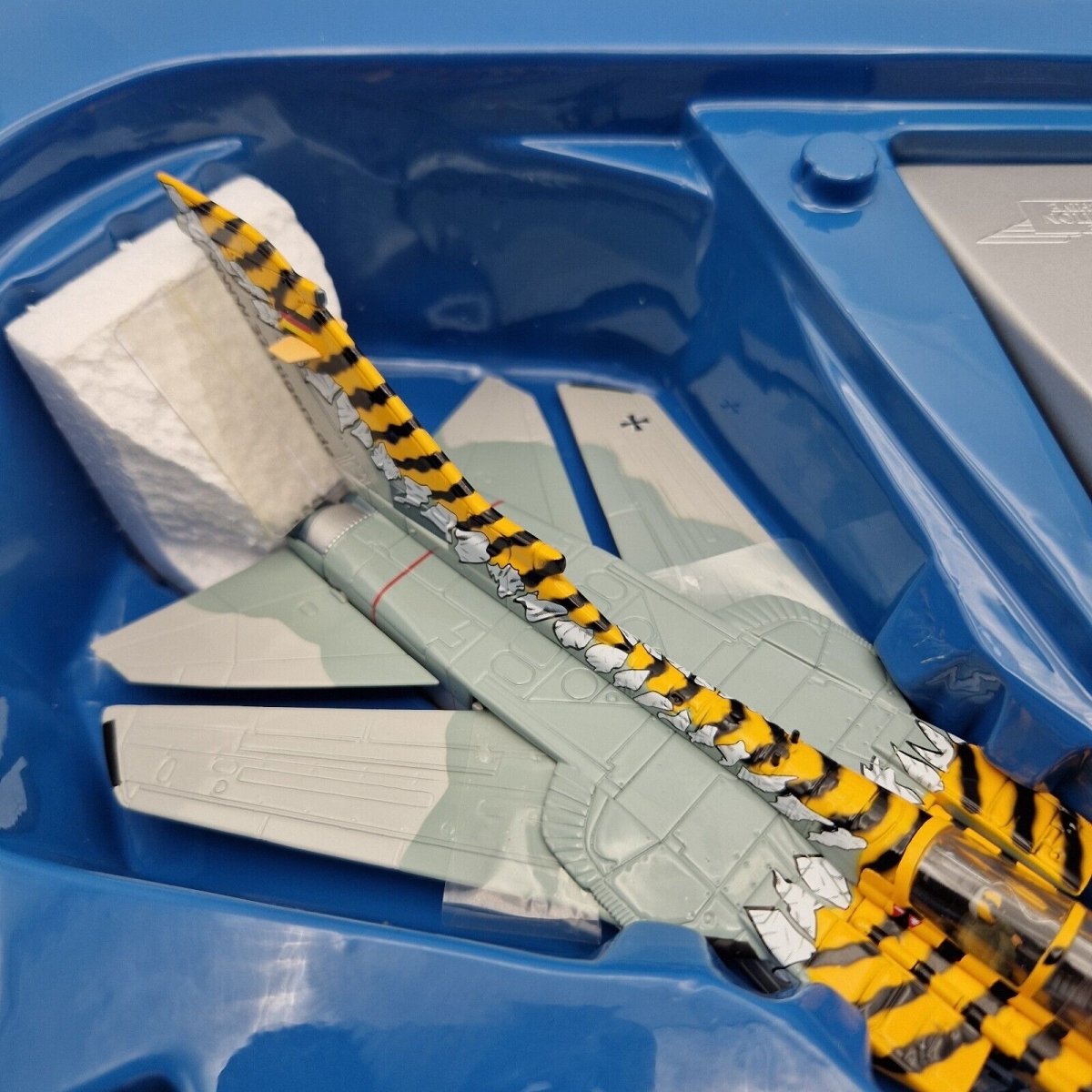 Corgi Aviation Archive 1:72 Tornado Ids Jbg - 32, German Air Force Tiger Meet 2001 AA33605 - Corgi