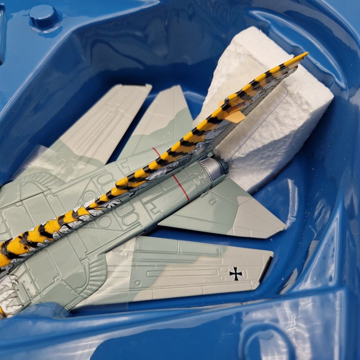 Corgi Aviation Archive 1:72 Tornado Ids Jbg - 32, German Air Force Tiger Meet 2001 AA33605 - Corgi