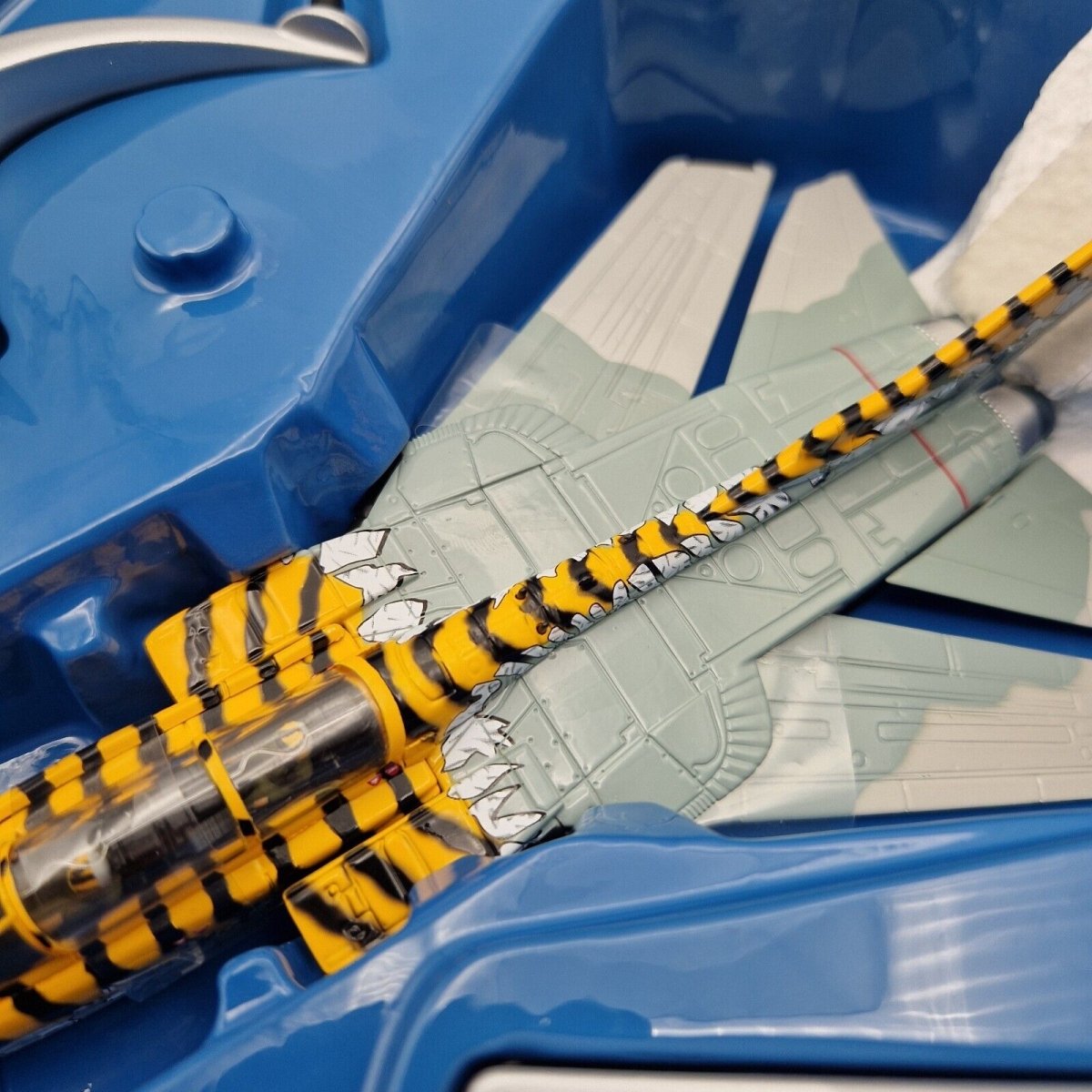 Corgi Aviation Archive 1:72 Tornado Ids Jbg - 32, German Air Force Tiger Meet 2001 AA33605 - Corgi