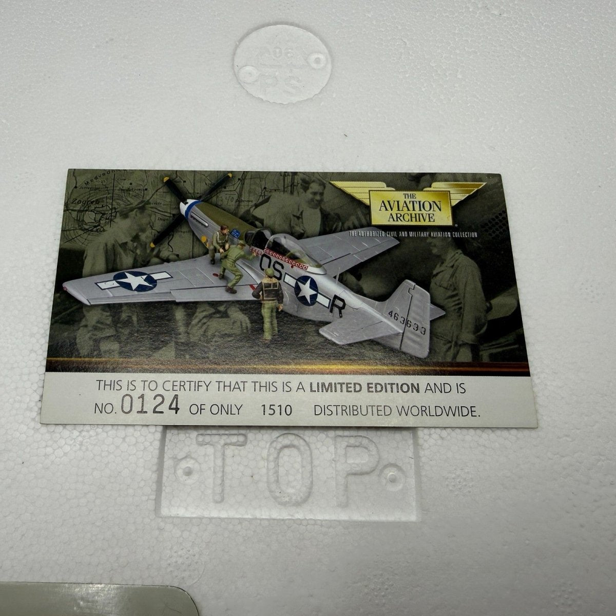 Corgi Aviation 1:32 US34407 P - 51D Mustang, Lt. John L. Elder & Ground Crew - Corgi