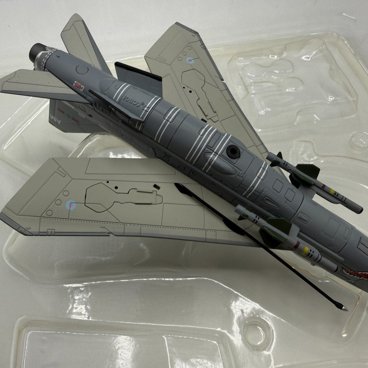 Corgi Aviation 1:72 AA32314 English Electric Lightning F6, 5 Sqn, RAF Binbrook - Corgi