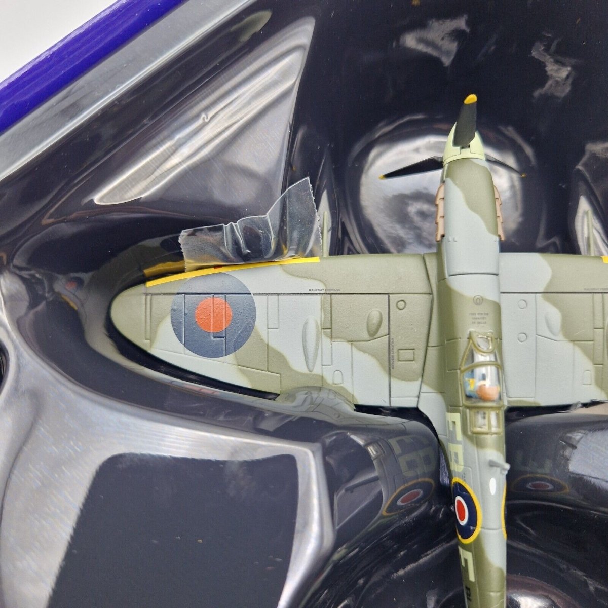 Corgi Aviation Archive 1:72 Supermarine Spitfire Mk.Vb Diecast Model AA31934A - Corgi