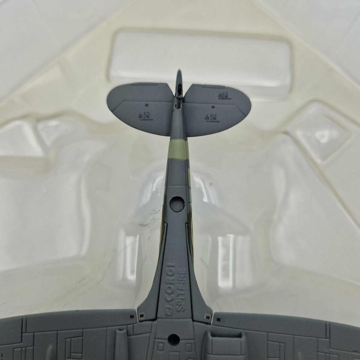 Corgi Aviation Archive 1:72 Supermarine Spitfire Mk.Vb Diecast Model AA31934A - Corgi