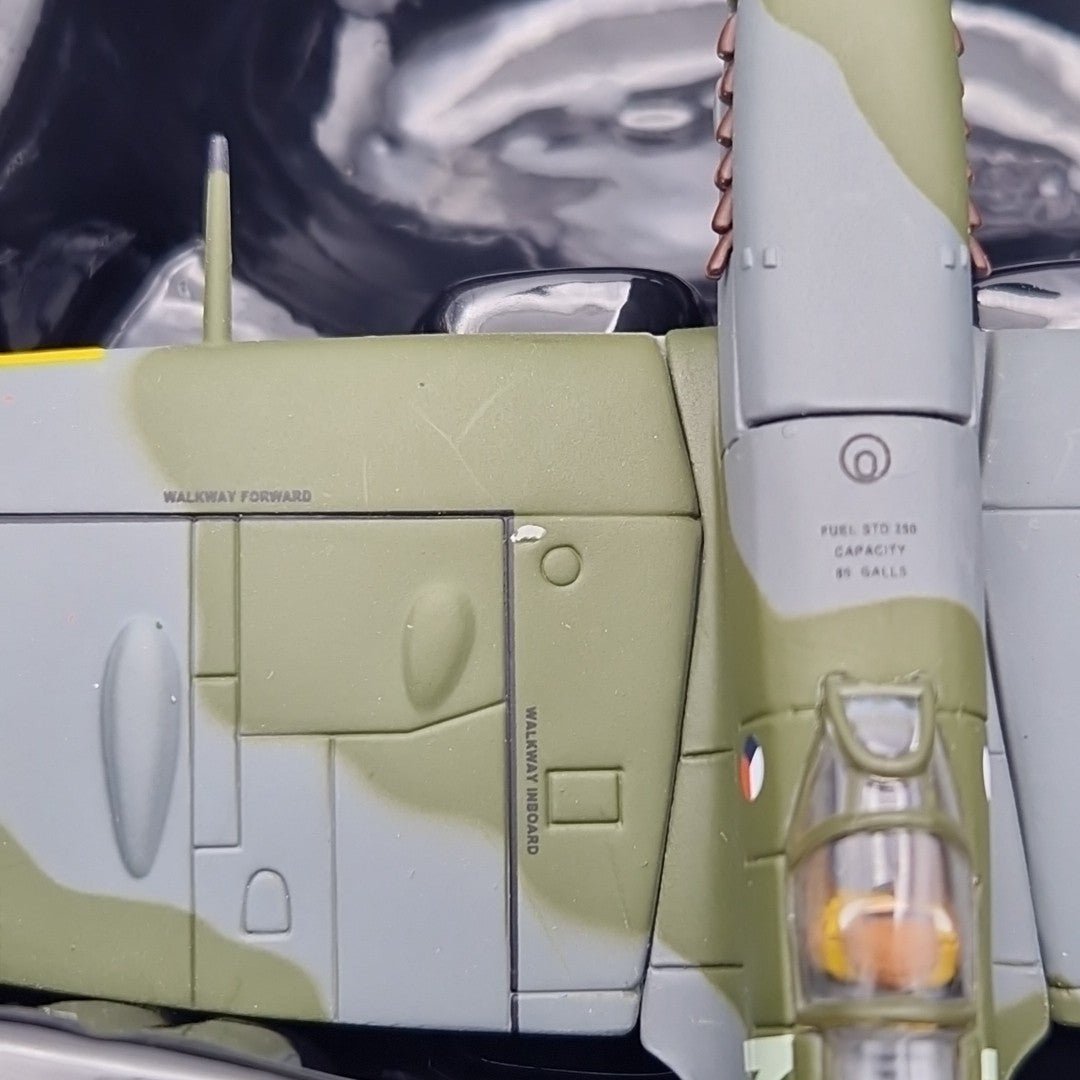 Corgi Aviation Archive 1:72 Spitfire Vc, No.310 (Czech) Sqn, Duxford, Model AA31931 - Corgi